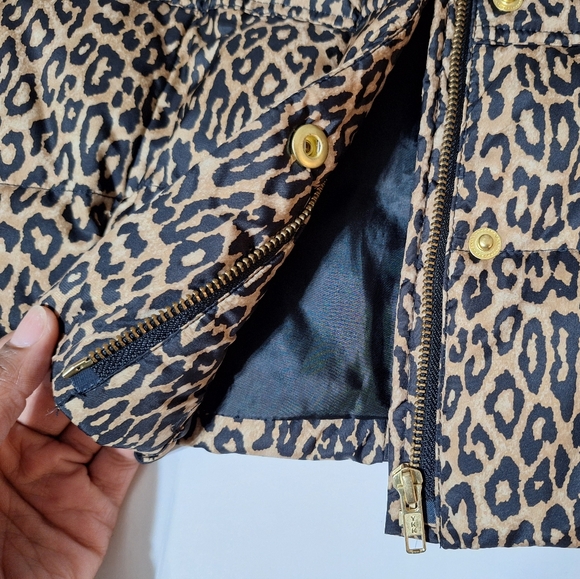 Madison Leopard Puffer Vest - Picture 7 of 14